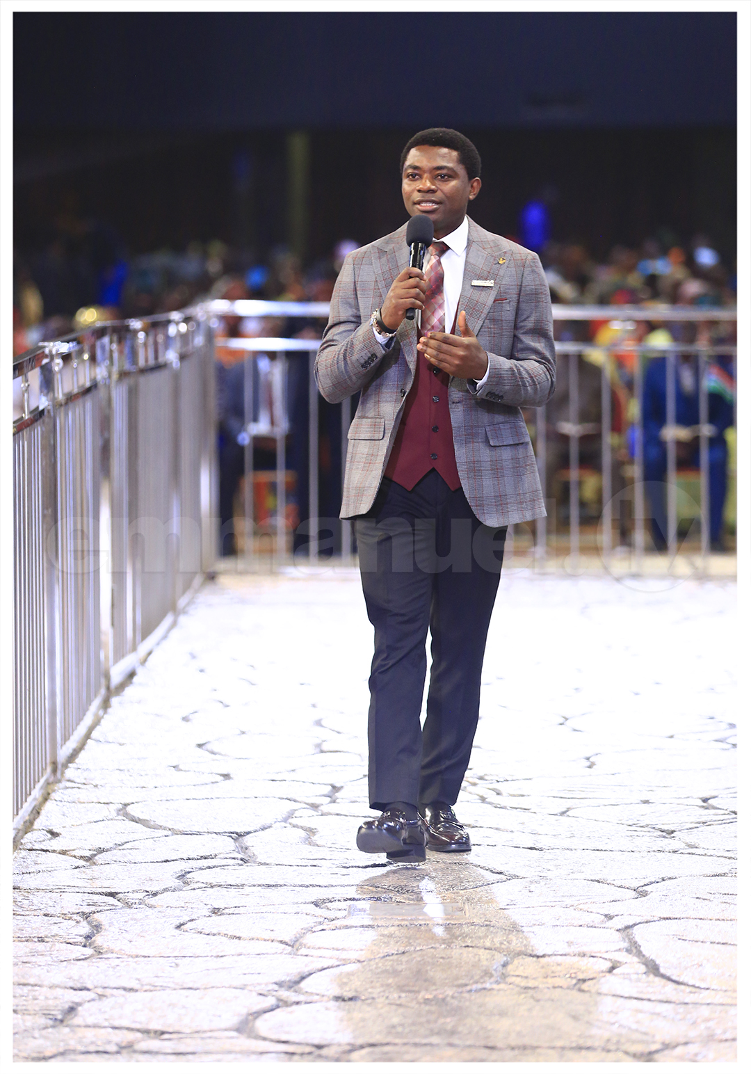 Evangelist James Preaching