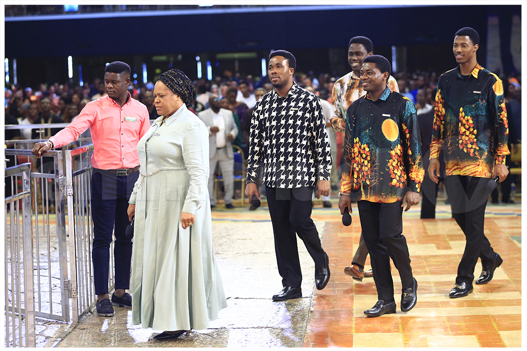 SCOAN Sunday Service: Pastor Evelyn Joshua with The SCOAN Evangelists